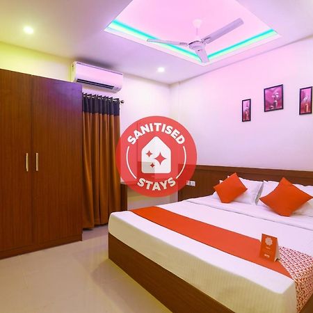 Oyo Ramis Residency Hotel Канур Екстериор снимка