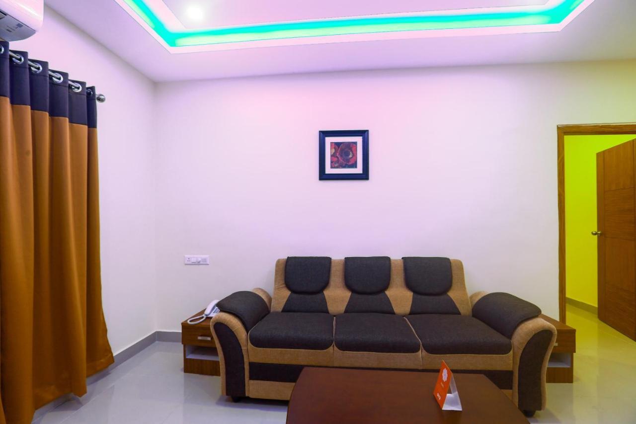 Oyo Ramis Residency Hotel Канур Екстериор снимка
